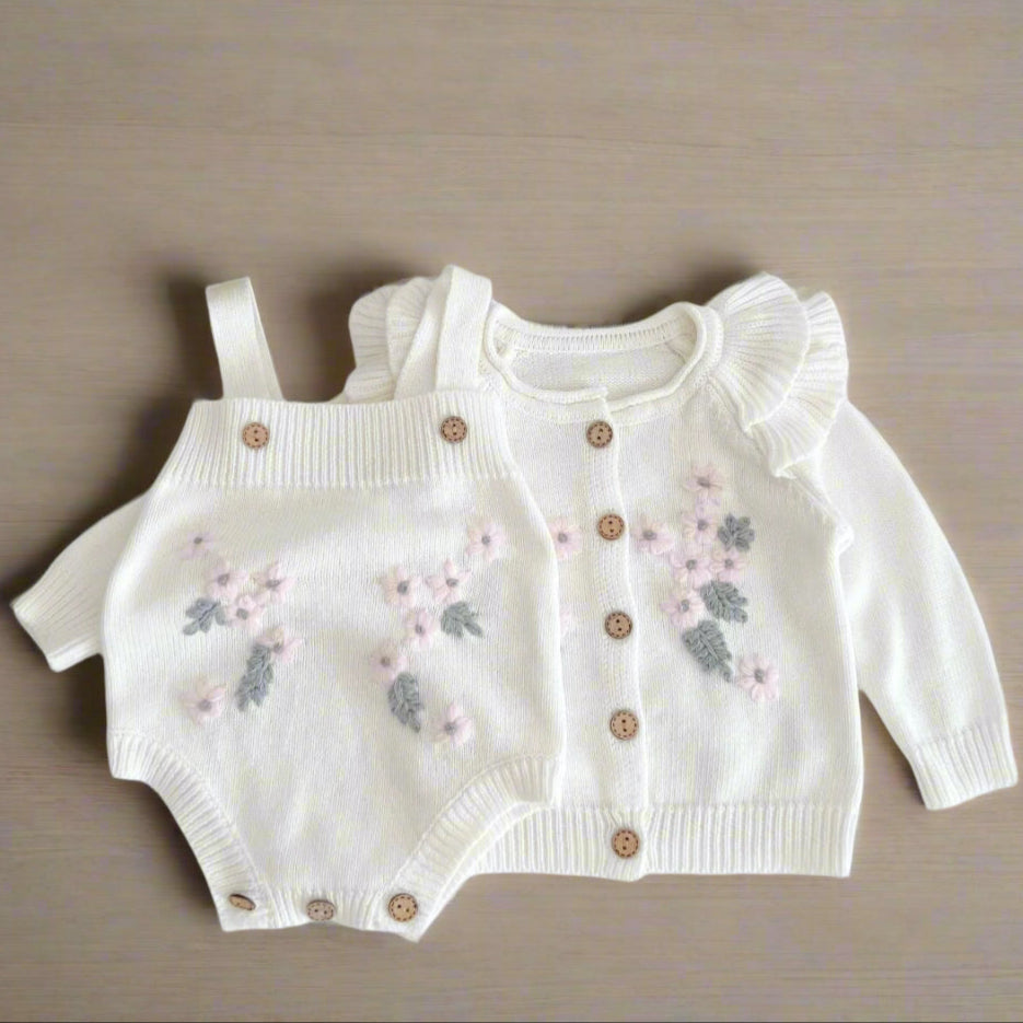 Infant and toddler 3-9 month baby set, flower coat, shoulder strap, zipper, climbing suit, two-piece set eprolo The Little Baby Brand