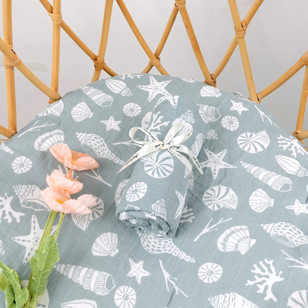 Elinfant Muslin Swaddle Blankets 100% cotton 120*110cm 2 Layers Newborn Baby Bath Towel Wrap Nursing Cover The Little Baby Brand The Little Baby Brand