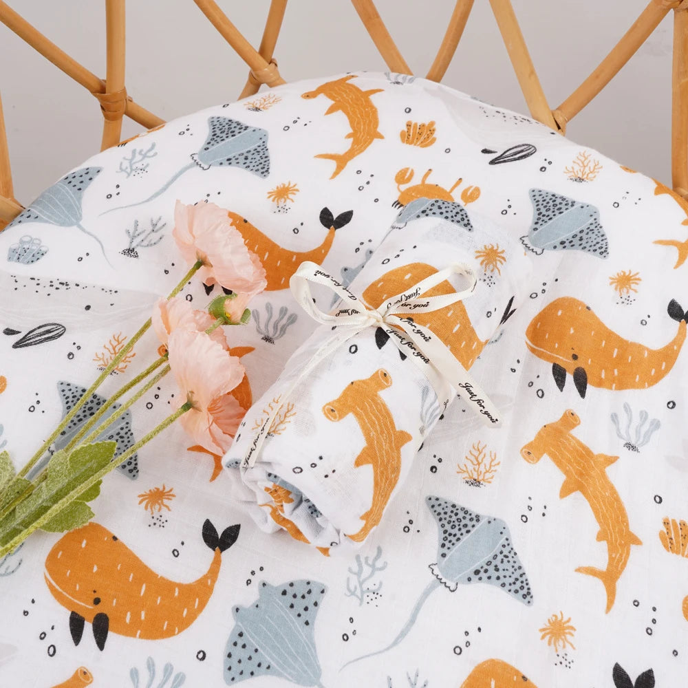 Elinfant Muslin Swaddle Blankets 100% cotton 120*110cm 2 Layers Newborn Baby Bath Towel Wrap Nursing Cover The Little Baby Brand The Little Baby Brand