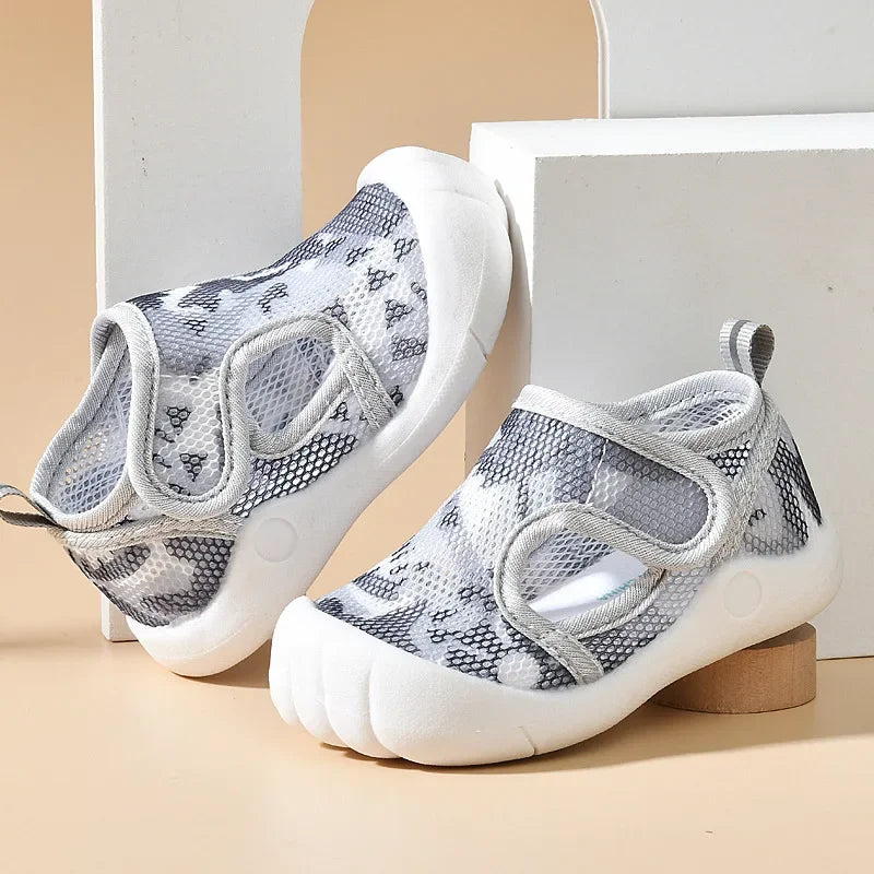 Summer Breathable Air Mesh Kids Sandals 1-4T Baby Unisex Casual Shoes Anti-slip Soft Sole First Walkers Infant Lightweight Shoes The Little Baby Brand The Little Baby Brand