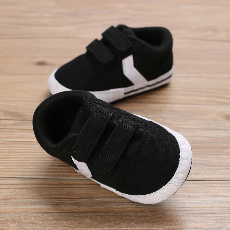 New Canvas Classic Sports Sneakers Newborn Baby Boys Girls First Walkers Shoes Infant Toddler Soft Sole Anti-slip Baby Shoes The Little Baby Brand The Little Baby Brand